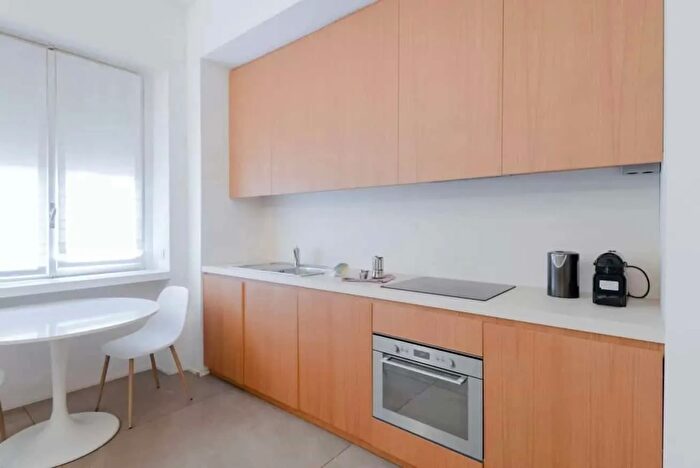 Appartamento monolocale in affitto in Via Meravigli, Milano