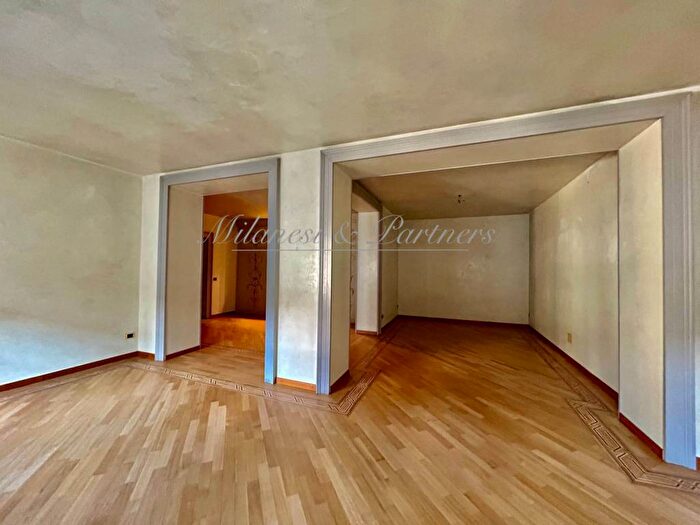 Appartamento quadrilocale in affitto in Piazzetta Del Delfino, Centro, Bergamo