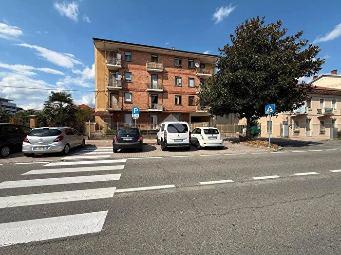 Appartamento trilocale in vendita in Viale Martiri della Libertà, Borgaro Torinese