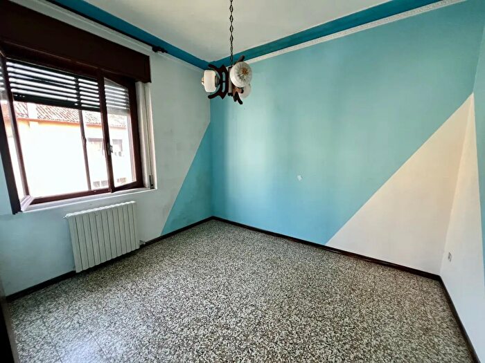 Appartamento trilocale in vendita in Via Placido Zurla, Legnago