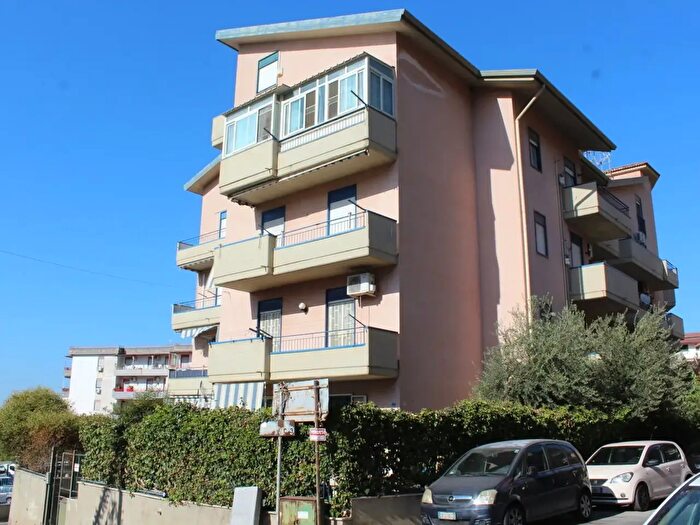 Appartamento trilocale in vendita in Via V C, Monreale
