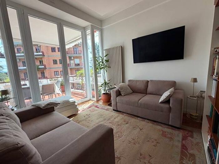 Appartamento quadrilocale in affitto in Via Giulio Galli, La Giustiniana, Roma