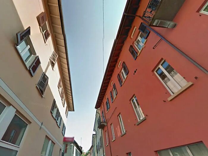 Appartamento bilocale in affitto in Via Bellaria, Uggiate con Ronago