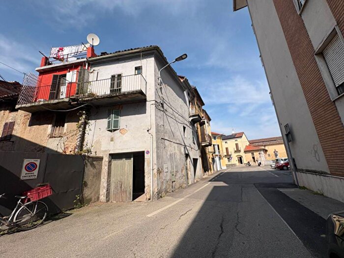 Casa quadrilocale in affitto in Via Pietro Micca, Centro, Trino