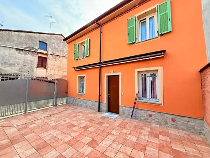Casa quadrilocale in affitto in Via Dante Alighieri, Castellazzo Bormida