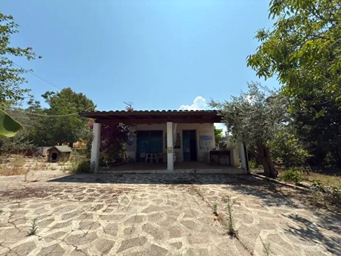 Casa trilocale in vendita in Partinico Contrada Parrini, Partinico