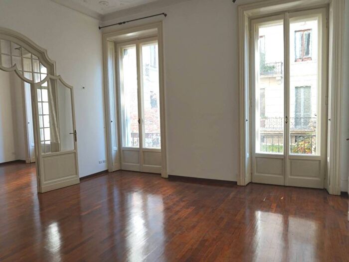 Appartamento con 6 locali in affitto in Via Lorenzo Mascheroni, Pagano, Milano