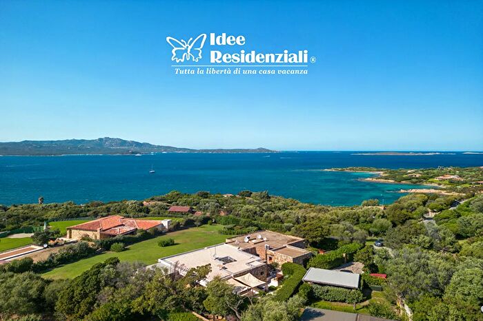 Appartamento quadrilocale in affitto in Via Punta Lada, Olbia