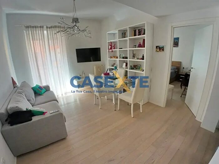 Appartamento trilocale in vendita in Bergamo