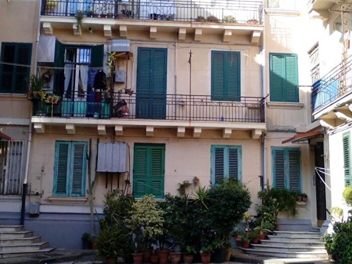 Appartamento bilocale in affitto in viale europa, Quartiere Americano, Messina