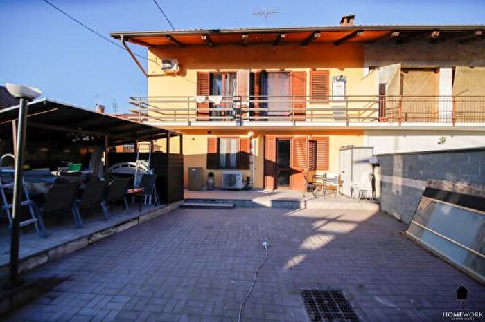 Casa con 5 locali in vendita in Via Marzo, Chivasso