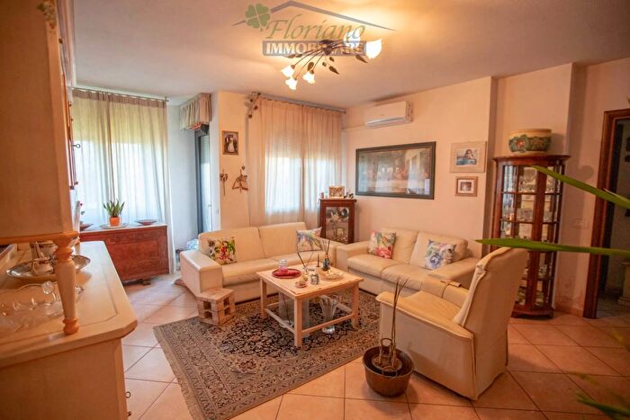 Appartamento quadrilocale in vendita in Via del Fontanile Vecchio, Montalto Di Castro