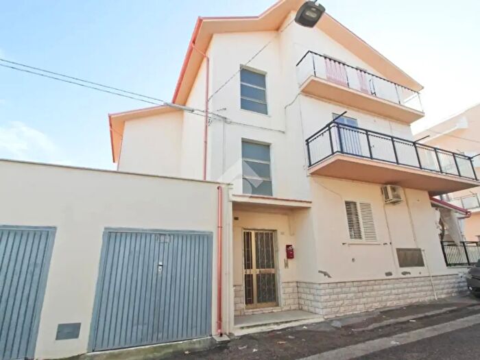Appartamento con 5 locali in vendita in Via Trilussa, Campomarino