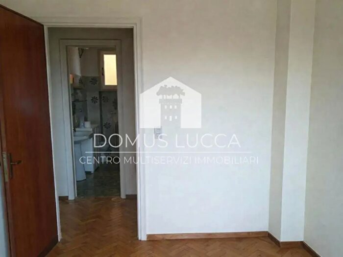 Appartamento con 5 locali in affitto in Anna, Lucca