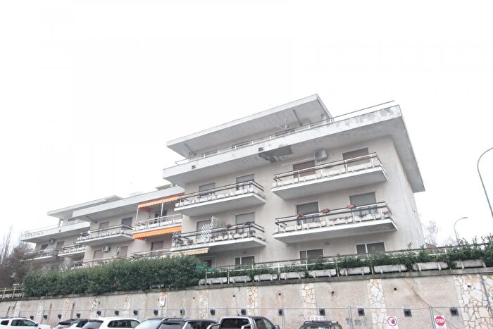 Appartamento quadrilocale in vendita in Via Dardano, Casale Monferrato