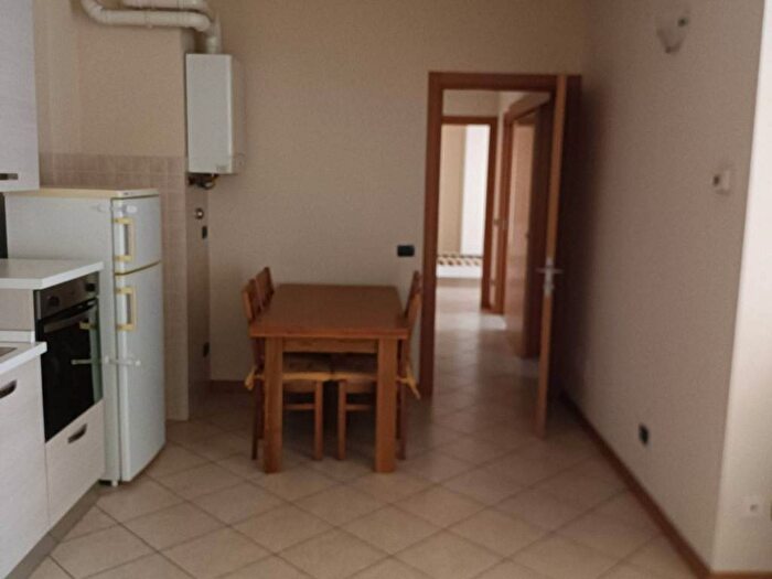 Appartamento trilocale in affitto in Via Abate Luigi Anelli, Fanfani, Lodi