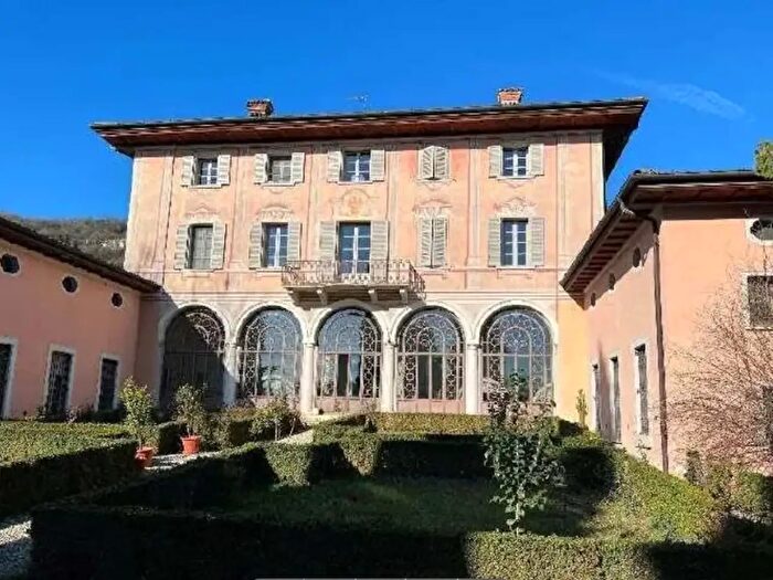 Casa bilocale in vendita in Via Biagio Marini, Brescia