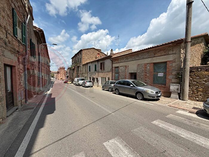 Casa con 6 locali in vendita in Via Roma, Ficulle