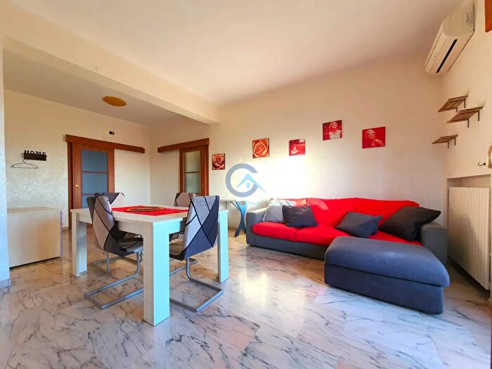 Appartamento trilocale in vendita in Viale Vincenzo De Filippis, Catanzaro