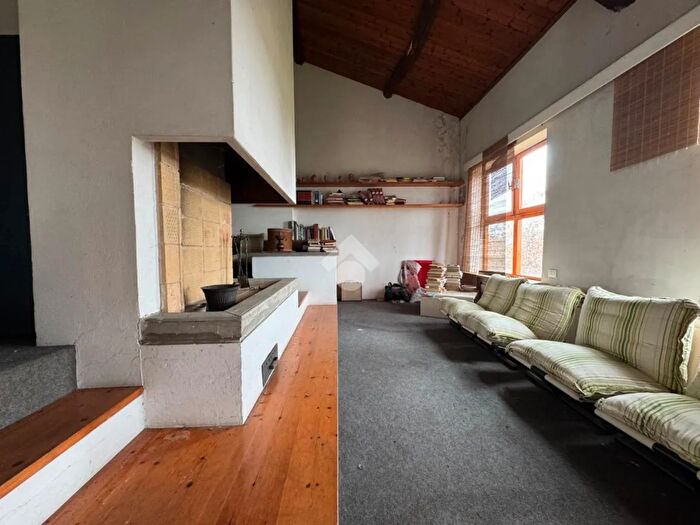 Casa con 6 locali in vendita in Cascina Vecchia, Zenevredo