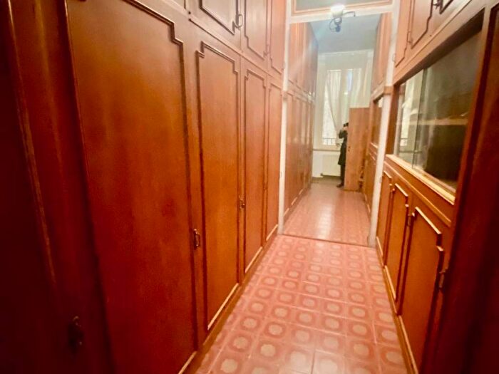 Appartamento quadrilocale in affitto in Via Cardinale Giovanni Gerolamo Morone, Centro Storico, Modena