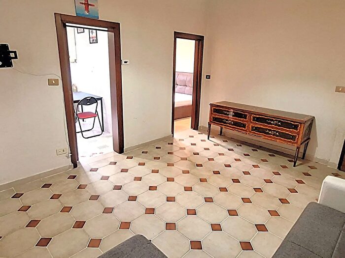 Appartamento con 5 locali in vendita in Genova