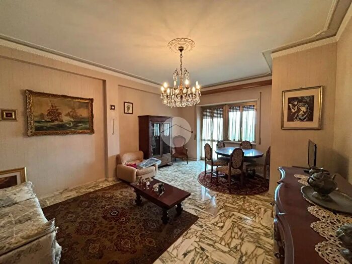 Appartamento quadrilocale in vendita in Via Augusto Gargana, Viterbo