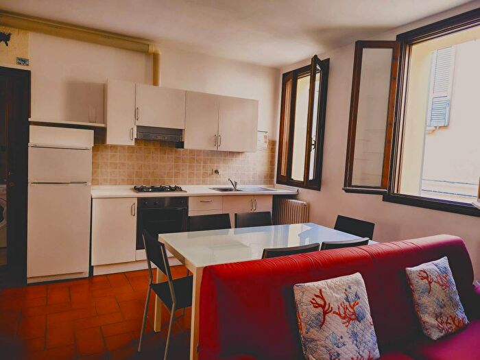 Appartamento bilocale in affitto in Centro Storico, Reggio Emilia