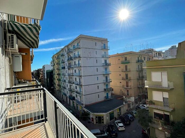 Appartamento quadrilocale in affitto in Via Plateja, Tre Carrare, Taranto
