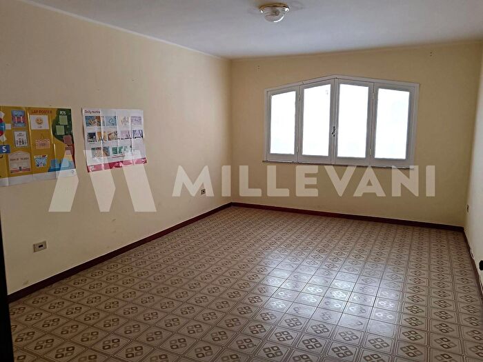 Appartamento quadrilocale in vendita in Via Enrico Giunta, Pozzallo