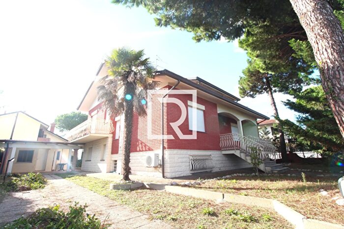 Casa con 10 locali in vendita in Puglie Cervia, Cervia