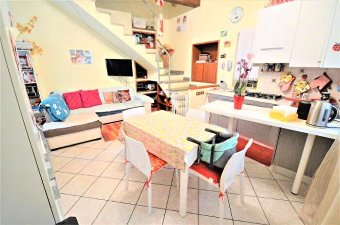 Appartamento trilocale in vendita in Via Lanfranchi, Olgiate Molgora