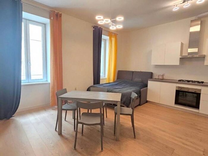 Appartamento monolocale in affitto in Via Emo Tarabochia, Largo Barriera Ospedale Maggiore, Trieste
