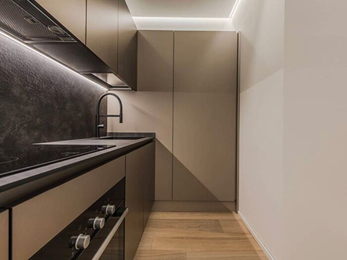 Appartamento bilocale in vendita in Via Ruggero Boscovich, Buenos Aires, Milano
