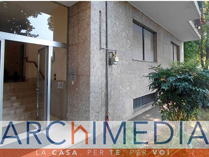 Appartamento bilocale in affitto in Via Caprera, Centro, Malnate