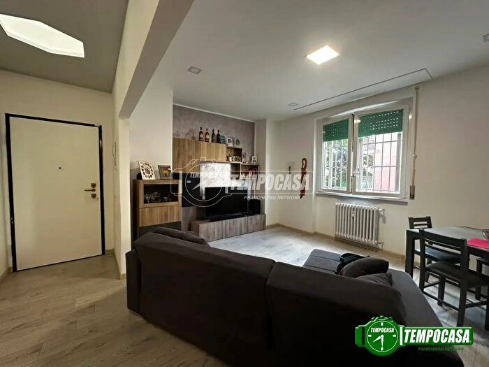 Appartamento trilocale in vendita in Via Dante Alighieri, Magenta