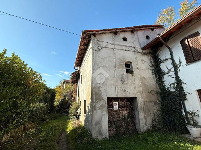 Casa con 12 locali in vendita in Cascina Molino, Biassono