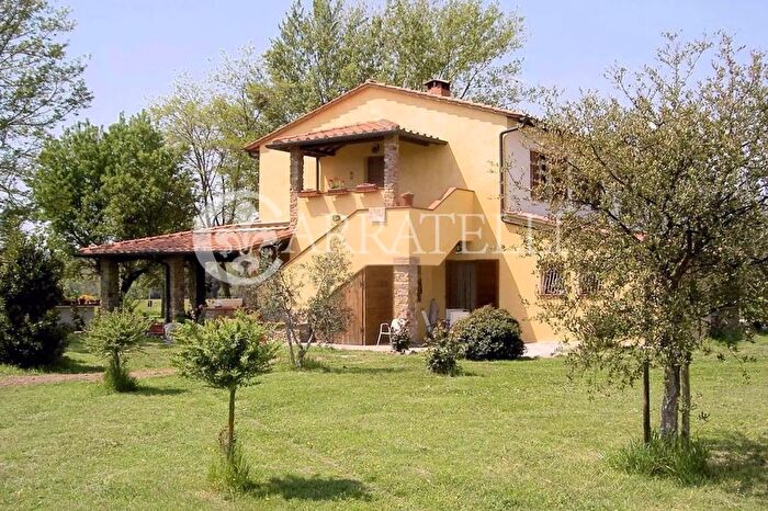 Casa con 15 locali in vendita in Località Cura Nuova Strada dei Vivoli Snc, Massa Marittima