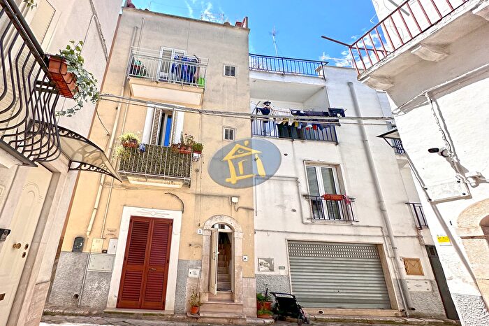 Casa bilocale in vendita in Via dei Normanni, Castellana Grotte
