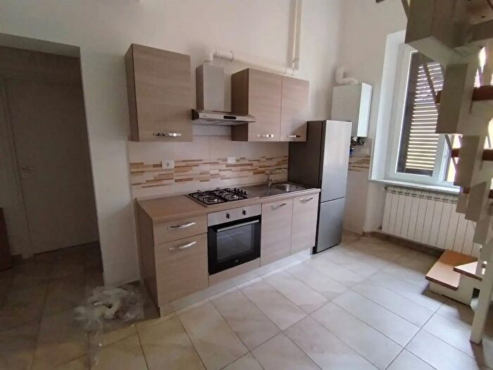 Appartamento con 6 locali in affitto in Via del Carmine, Pisa