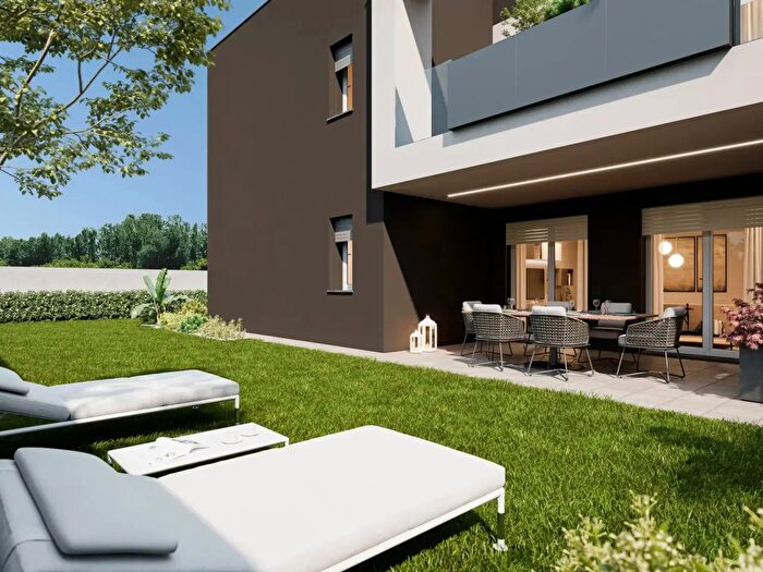 Appartamento quadrilocale in vendita in Lainate