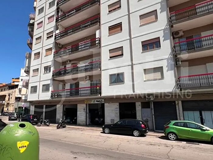 Appartamento con 5 locali in vendita in Via Torino, Barletta