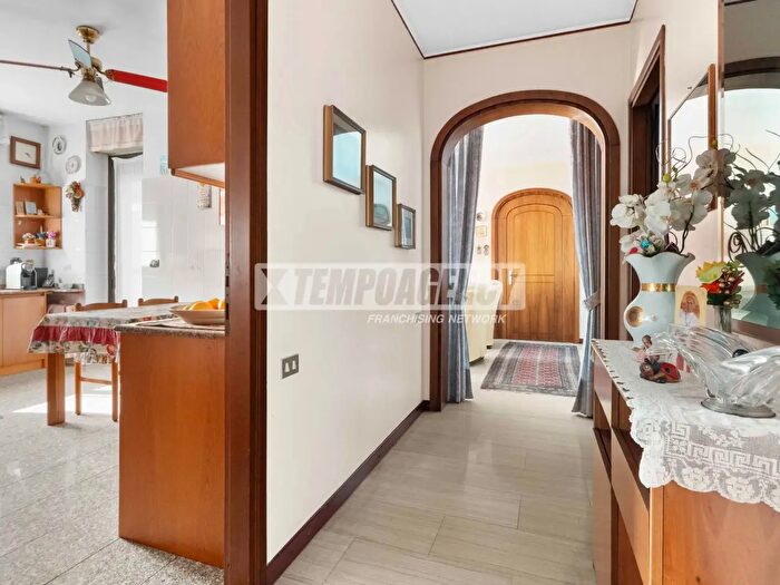 Appartamento trilocale in vendita in Via Walter Tobagi, Milano