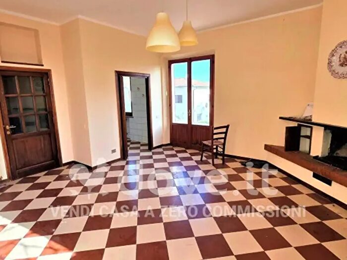 Casa con 6 locali in vendita in Via Niccolò Paganini, Sinalunga