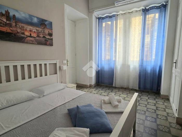 Appartamento quadrilocale in affitto in Via Giuseppe Garibaldi, Kalsa, Palermo