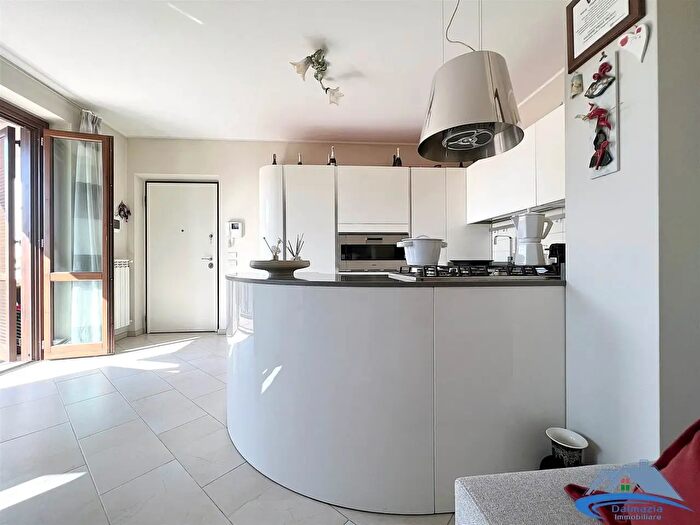 Appartamento quadrilocale in affitto in Via San Valentino, Terni