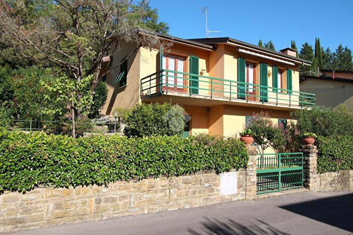 Casa con 6 locali in vendita in Via della Fornace, Fiesole
