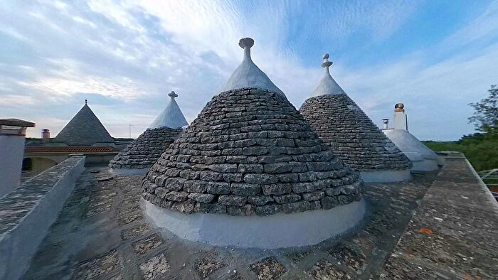 Casa con 5 locali in vendita in Fasano