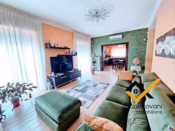 Appartamento quadrilocale in vendita in Via Tommaso Fazello, Catania