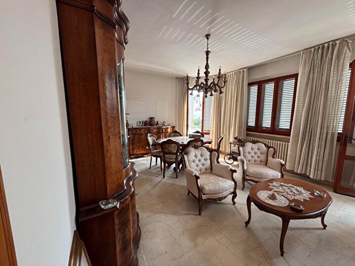 Appartamento con 6 locali in vendita in San Miniato